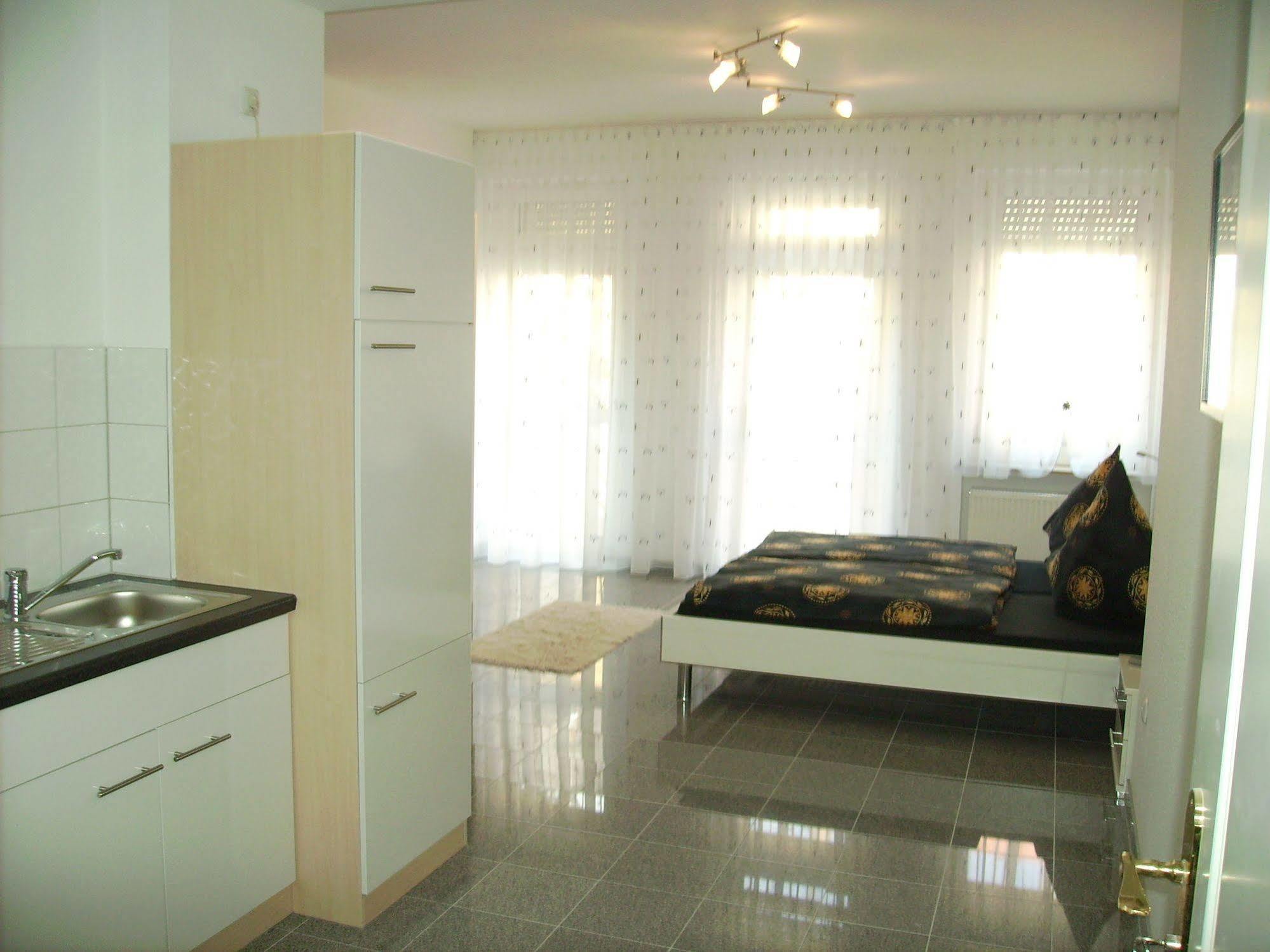 Boardinghouse - Stadtvilla Budget Schweinfurt Kültér fotó