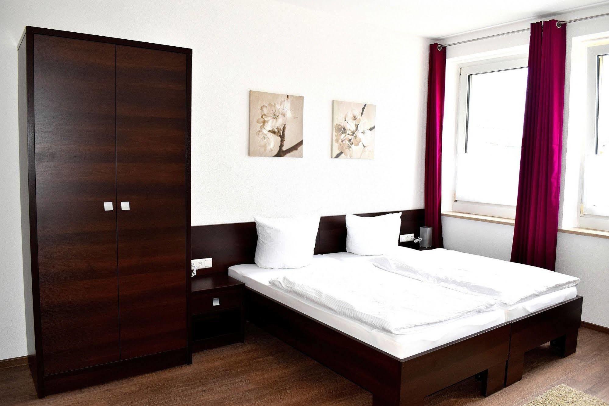 Boardinghouse - Stadtvilla Budget Schweinfurt Kültér fotó