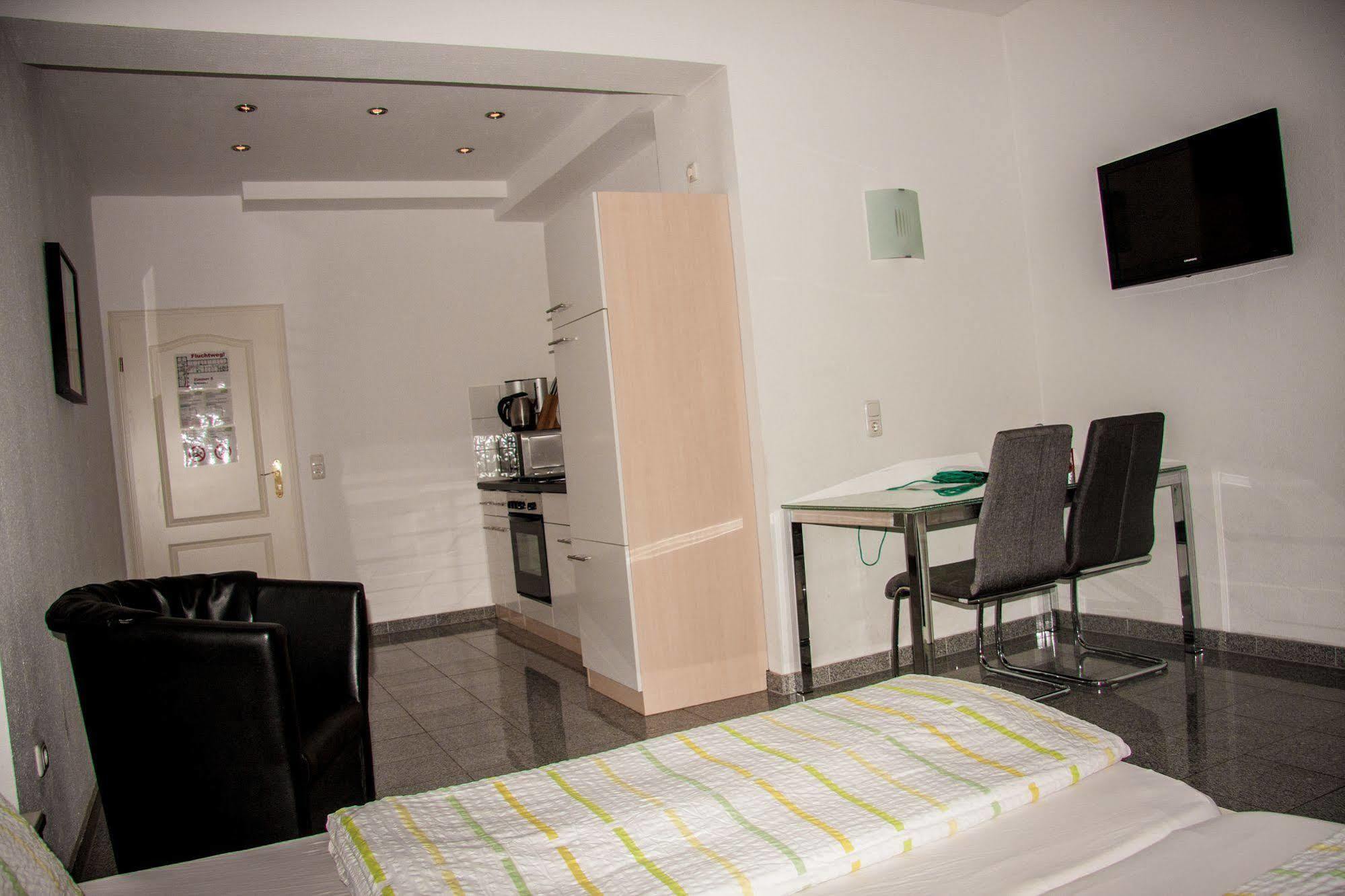 Boardinghouse - Stadtvilla Budget Schweinfurt Kültér fotó